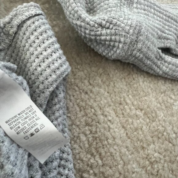 Aerie Offline Gray Waffle Knit Henley Thermal Top XS Cotton Blend - Picture 12 of 12